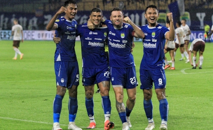 Persib vs Malut