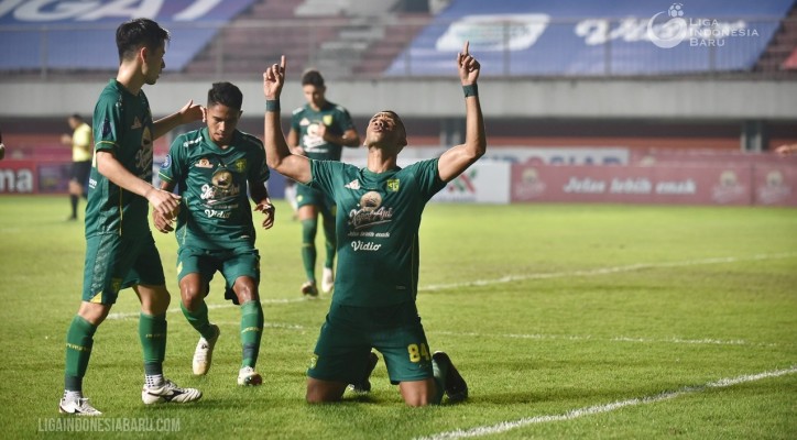 Persebaya Hadapi Persita